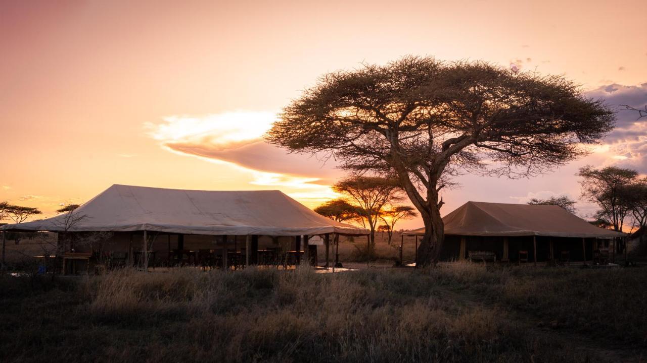 Mawe Tented Camp Serengeti Buitenkant foto