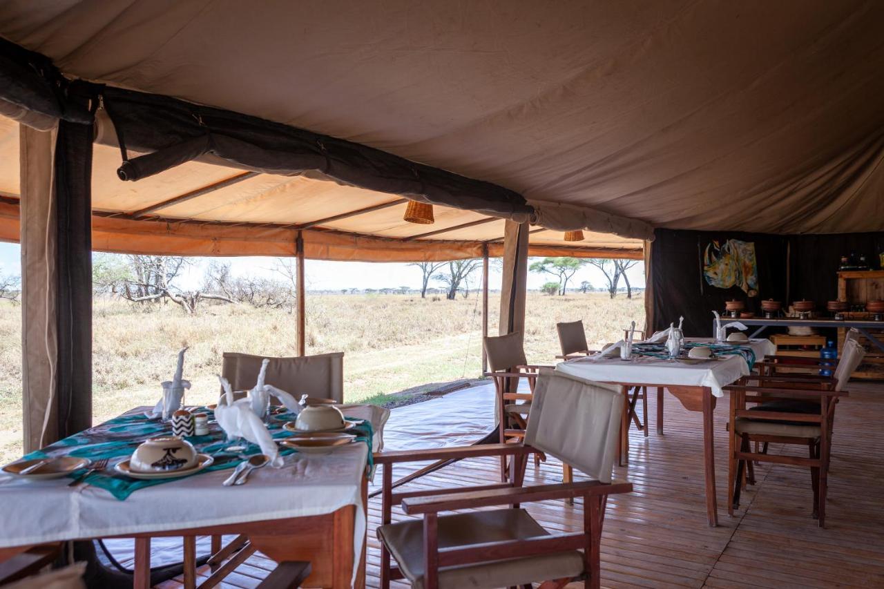 Mawe Tented Camp Serengeti Buitenkant foto