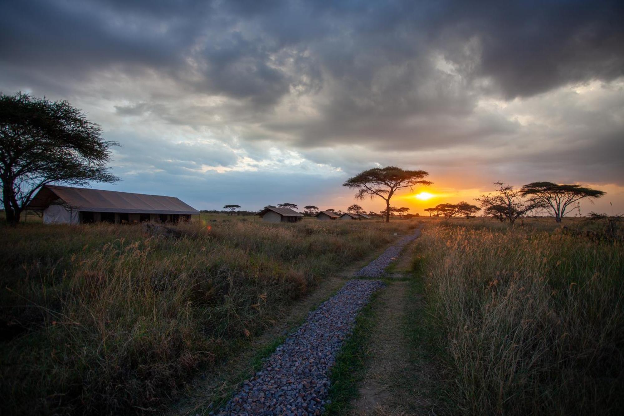 Mawe Tented Camp Serengeti Buitenkant foto